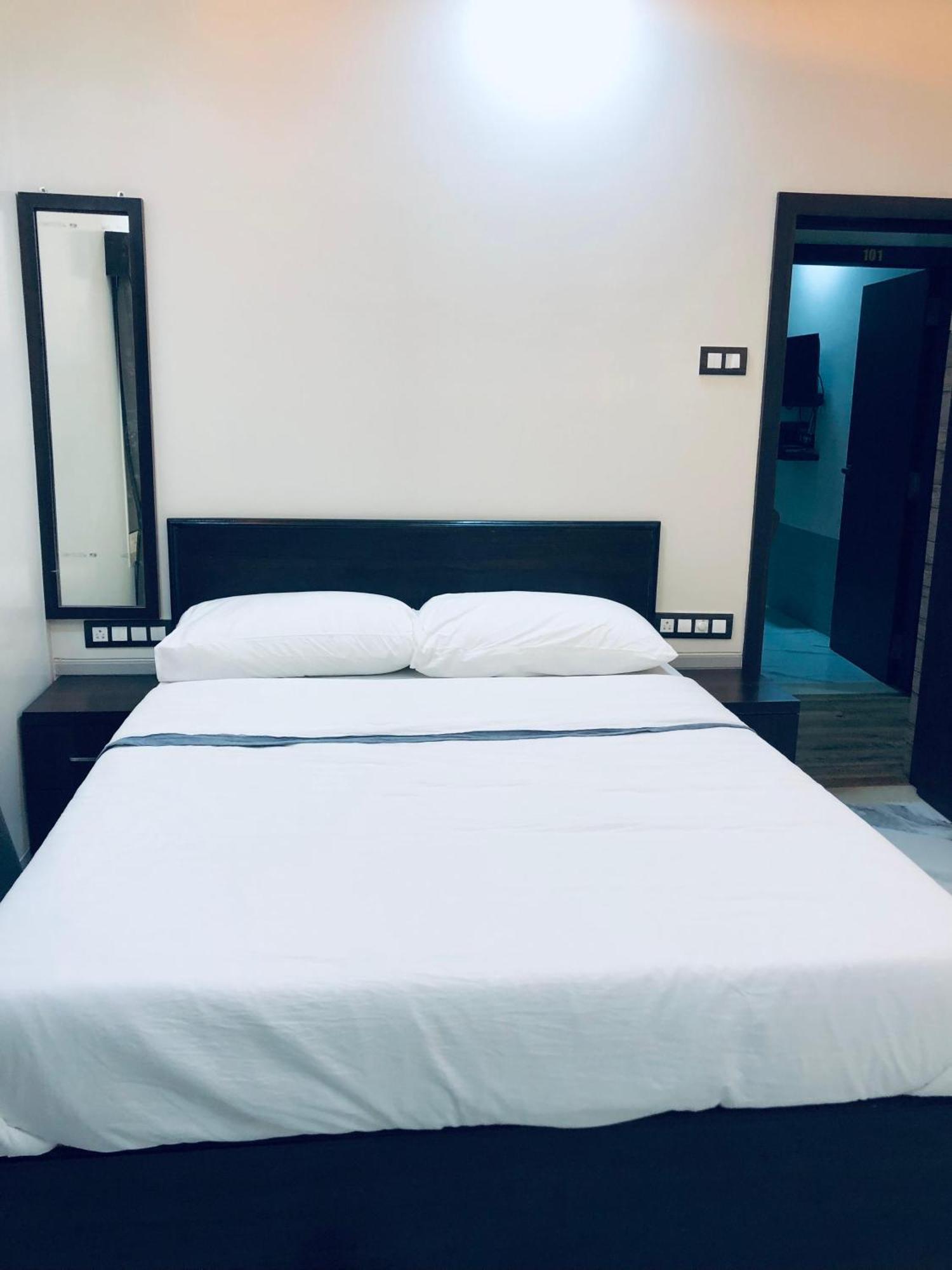 Sameena Guest House Panchgani Dış mekan fotoğraf