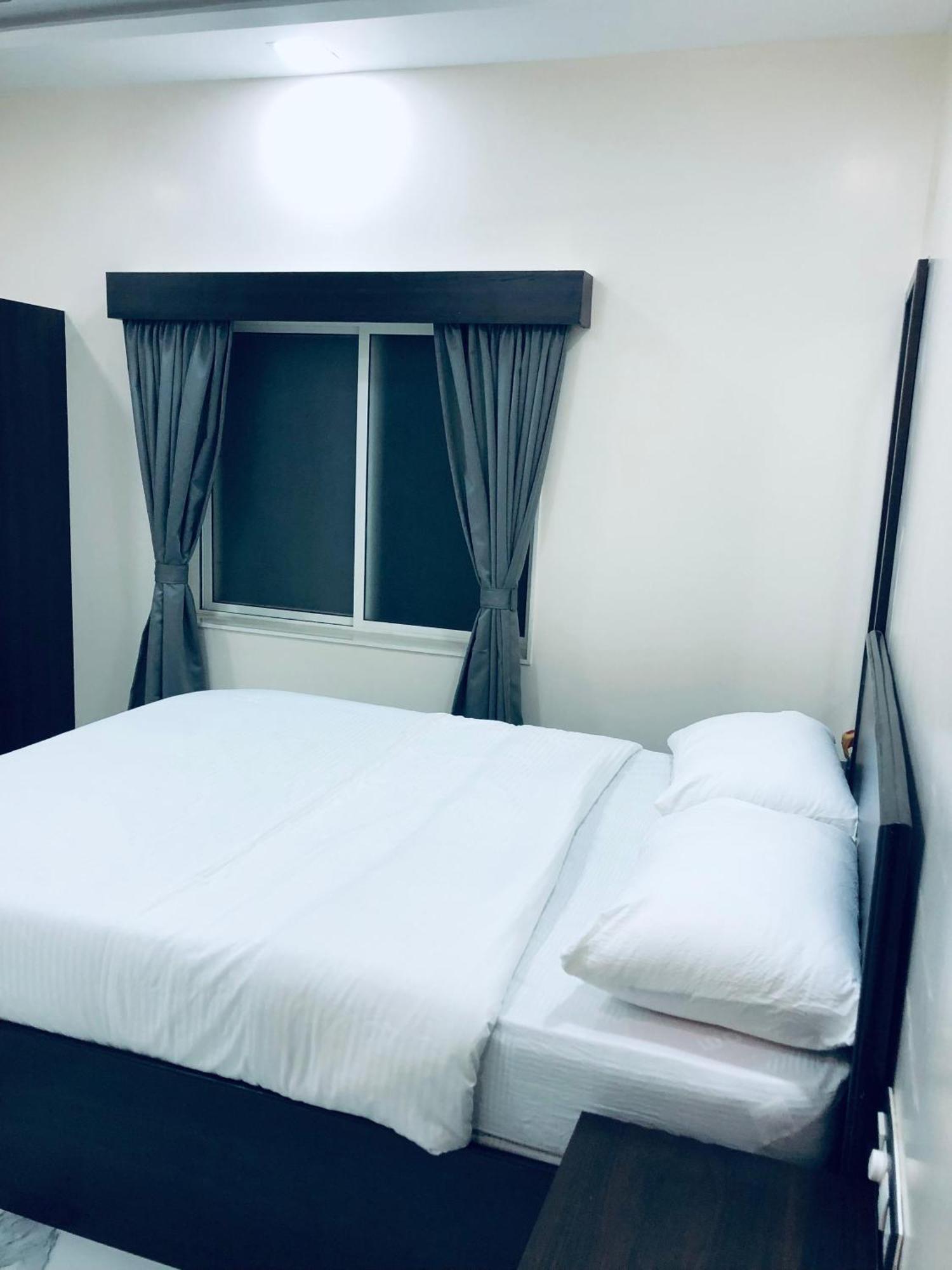 Sameena Guest House Panchgani Dış mekan fotoğraf